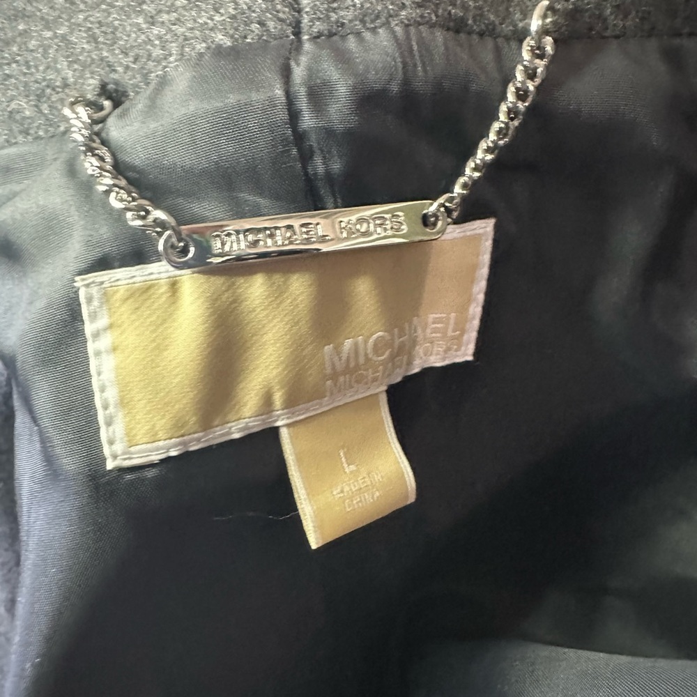 Michael Kors ❤️ Faux Fur Vest Women’s Size Large $450.
~Never Worn~ - Picture 9 of 13